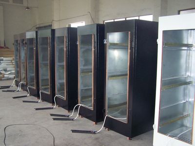 ���λ���