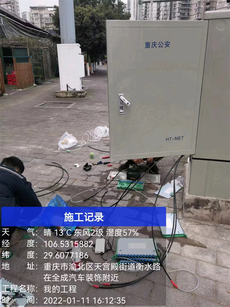 ���̰���